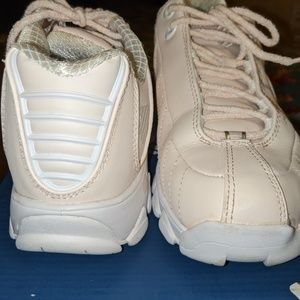 KSwiss ST329 CMF Light Pink Chunky Sneaker 7.5